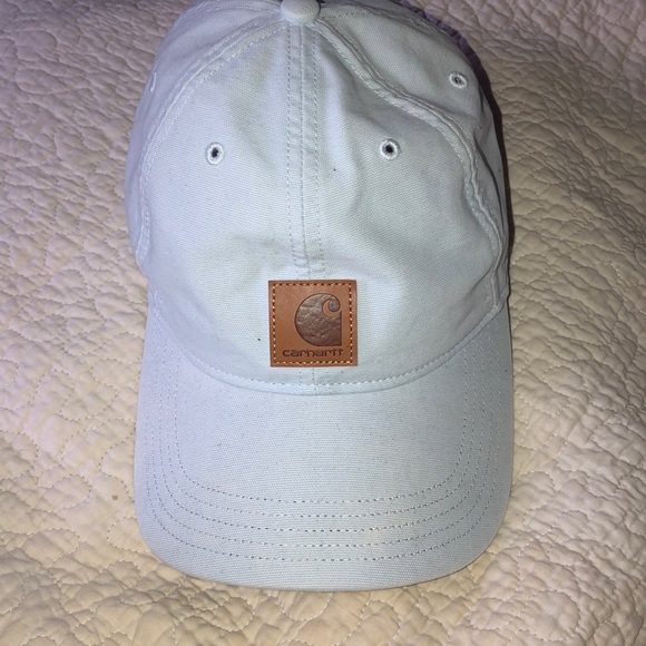 Women’s Carhartt hat